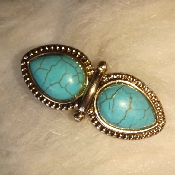 Ring - Picture 6 of 9